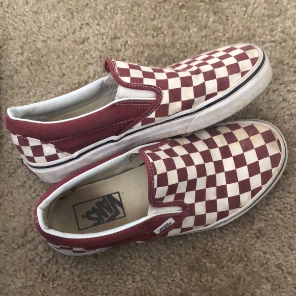 fuchsia checkered vans